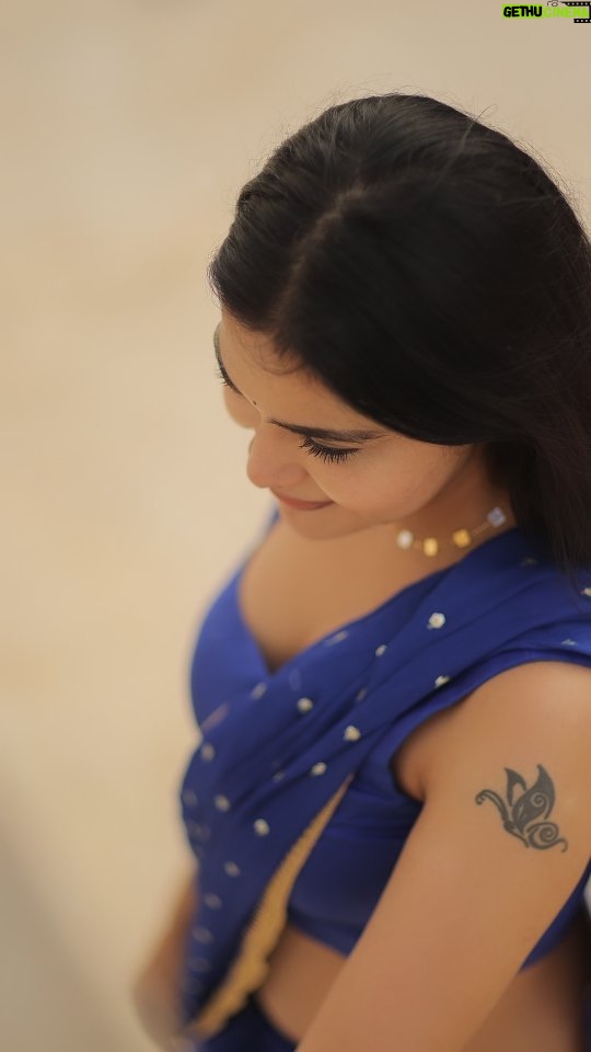 Dharsha Gupta Instagram - 💙💙 Saree & Blouse- @ivalinmabia Vc- @dhanush__photography