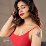 Dharsha Gupta Instagram – ❤️காற்றாய் தீண்டும் உன் நினைவில் கரைகின்றது என் நிமிடங்களும் அழகாய்❤️