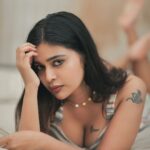 Dharsha Gupta Instagram – ЁЯдНрокро┐роЯро┐родрпНродро╡ро░рпНроХро│ро┐роЯроорпН роЕройрпНрокро╛ропрпН роЗро░рпБрокрпНрокродрпИ ро╡ро┐роЯ
роЙрогрпНроорпИропро╛ропрпН роЗро░рпБроЩрпНроХ.. роЕройрпНрокрпИ ро╡ро┐роЯ роЙрогрпНроорпИ
роЕродро┐роХ роороХро┐ро┤рпНроЪрпНроЪро┐ропро╛ройродрпБ.. роЕродро┐роХ роЖро┤рооро╛ройродрпБЁЯдН
Pic- @dhanush__photography