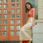 Dharsha Gupta Instagram - 🤍❤️நேரத்தை வீணாக்காதே உன்னால் முடியும் சாதித்து கொண்டே இரு வாழ்வில்❤️🤍 ❤️🤍Happy Friday🤍❤️ Stylist- @nivedithachandramohan Pic- @karthikha_photography