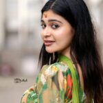 Dharsha Gupta Instagram - ❤️💚முயற்சியை விதைத்துக் கொண்டே இருங்கள் முளைத்தால் விருட்சமாகட்டும் இல்லையேல் உரமாகட்டும்💚❤️ Costume- @poshbridalstudio_ Pic- @sathish_photography49