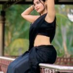 Dharsha Gupta Instagram - 🖤நம்மால் நேற்றை சரிசெய்ய முடியாது, ஆனால் நாளையை உருவாக்க முடியும்🖤 Costume- @aks_le_couturier Pic- @sathish_photography49 Location- @thiruchitrambalampalaceresort