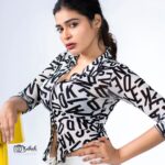 Dharsha Gupta Instagram – 🤍யாரோடும் பகை இல்லாமல் புன்னகைத்து வாழுங்கள்🤍
🤍Happy Weekend🤍
M&H- @brushed_with_dharshu 
Pic- @sathish_photography49