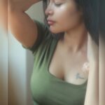 Dharsha Gupta Instagram – 💚நமக்கு நாம்தான் துணை என்பதை ஒரு கட்டத்தில் உணர்த்தி விடுகிறது
இந்த வாழ்க்கை💚
Pic- @karthikha_photography