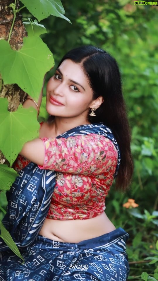 Dharsha Gupta Instagram - ❤️ Makeover- @tissy_rental_attires @kovai.trendz Vc- @ayoobweddingads Ottappalam, Kerala, India