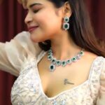 Dharsha Gupta Instagram - 🤍Happy Sunday chelmzz🤍 M,H & Costume- @kovai.trendz @tissy_rental_attires Jewelry- @emblishcoimbatore Vc- @sathish_photography49 Location- @theorigin.creative_space