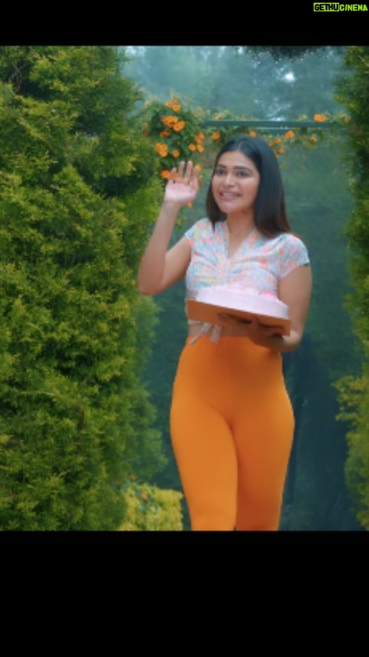 Dharsha Gupta Instagram - ❤️My recent TVC Ad for leggings @flybirds.official ❤️ Director- @chakks_gurusami @primy__filmy Producer- @x2amediarajesh Client- @flybirds.official @brightprakash1987 Ooty, Nilgiris Hill Station