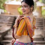 Dharsha Gupta Instagram - ❤️💛மாற்றி யோசனை செய்யாமல் மாற்றங்கள் வருவதில்லை💛❤️ Pic- @sathish_photography49