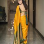 Dharsha Gupta Instagram - 💚💛நீ வெற்றிபெற நல்ல நண்பர்களை விட, சிறந்த எதிரிகளே தேவை💛💚 Saree- @yashaviboutique Blouse- @arudpa Jewelry- @sd_wholesale_jewelrys Pic- @sathish_photography49