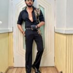 Dheeraj Dhoopar Instagram - Alexa play ‘Not Ramiya Vastavaiya Ho’ 🙌🏻😎 For #ita2023 @starplus Styling : @sacorina MUAH : @sahil_anand_arora