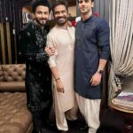 Dheeraj Dhoopar Instagram - Happy Diwali with my lovelies ♥️ Kurta by @bharat_reshma ♥️