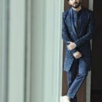 Dheeraj Dhoopar Instagram - Do you believe in love at first sight, or should I walk by again ?