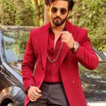 Dheeraj Dhoopar Instagram – 🌼 nahi 🔥

Styling : @sacorina
