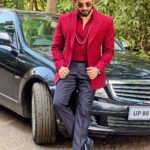 Dheeraj Dhoopar Instagram – 🌼 nahi 🔥

Styling : @sacorina