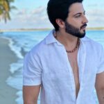 Dheeraj Dhoopar Instagram – White Stallion. 🐎 Villa Park, Maldives