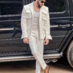 Dheeraj Dhoopar Instagram - 🐇