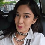 Dian Sastrowardoyo Instagram - Feeling extra dapper today 🕶