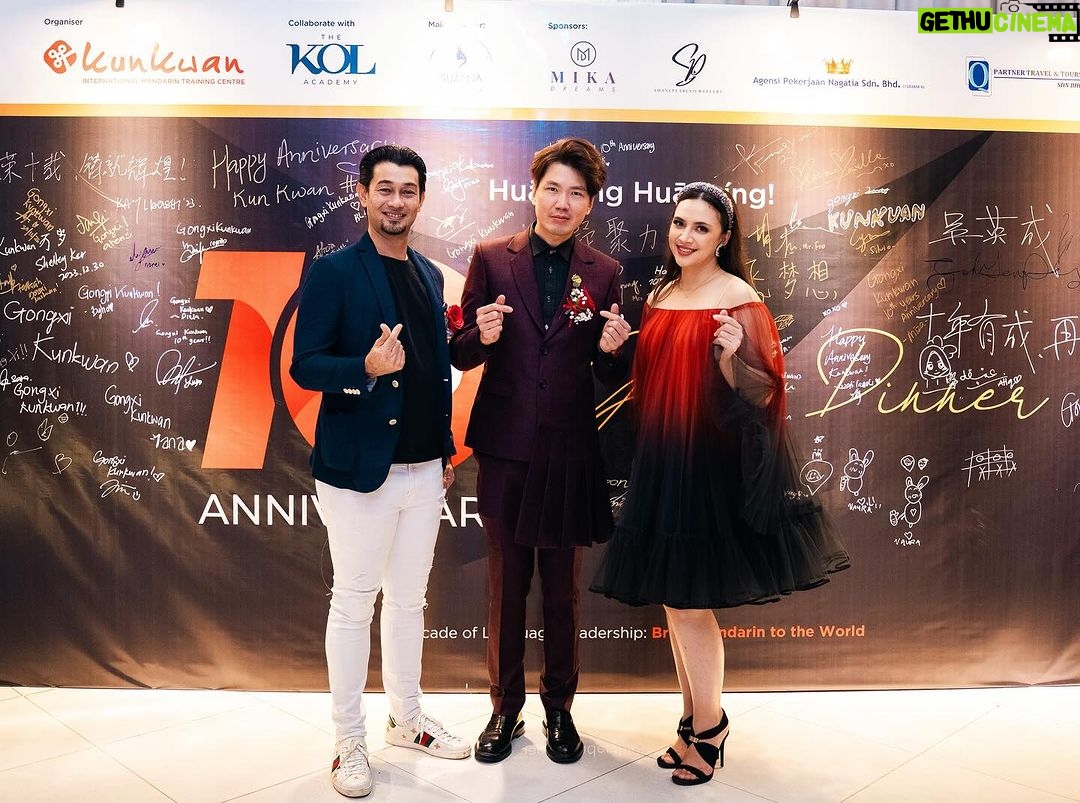 Diana Danielle Instagram - Grateful to have the wonderful Malaysian celebrity couple, Farid Kamil and Diana Danielle, to join us for Kunkwan’s 10th Anniversary Gala Night! @dianadanielleb @faridkamilz Diana, my devoted Mandarin learning student, graced us with a soulful performance that not only melted hearts but also showcased her mesmerizing talent and unwavering dedication. Keep learning, keep impressing, and here’s to more magical moments together! 🎤✨ #KunkwanAnniversary #CelebrityGuests #FaridKamil #DianaDanielle #CelebrityCouple #MandarinJourney The Rome Garden