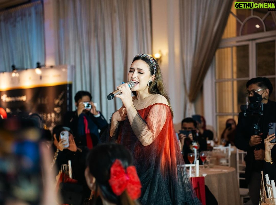 Diana Danielle Instagram - Grateful to have the wonderful Malaysian celebrity couple, Farid Kamil and Diana Danielle, to join us for Kunkwan’s 10th Anniversary Gala Night! @dianadanielleb @faridkamilz Diana, my devoted Mandarin learning student, graced us with a soulful performance that not only melted hearts but also showcased her mesmerizing talent and unwavering dedication. Keep learning, keep impressing, and here’s to more magical moments together! 🎤✨ #KunkwanAnniversary #CelebrityGuests #FaridKamil #DianaDanielle #CelebrityCouple #MandarinJourney The Rome Garden