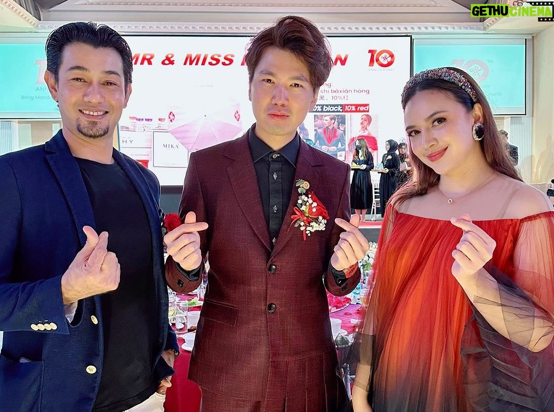 Diana Danielle Instagram - Grateful to have the wonderful Malaysian celebrity couple, Farid Kamil and Diana Danielle, to join us for Kunkwan’s 10th Anniversary Gala Night! @dianadanielleb @faridkamilz Diana, my devoted Mandarin learning student, graced us with a soulful performance that not only melted hearts but also showcased her mesmerizing talent and unwavering dedication. Keep learning, keep impressing, and here’s to more magical moments together! 🎤✨ #KunkwanAnniversary #CelebrityGuests #FaridKamil #DianaDanielle #CelebrityCouple #MandarinJourney The Rome Garden
