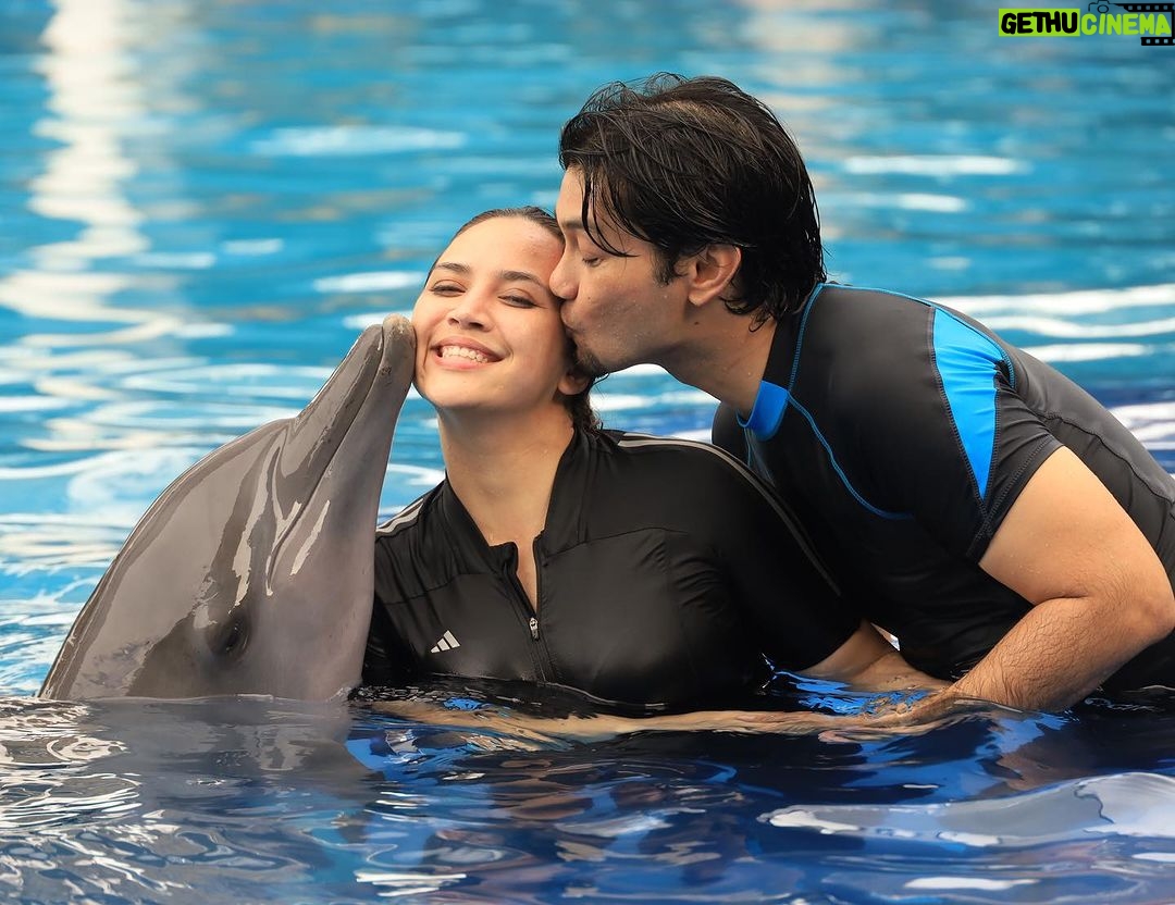 Diana Danielle Instagram - Unforgettable experience with Simba the dolphin at the @balimarinepark with my little family 🥲 The kids were so happy!!! Don’t miss this spot when you’re down in Bali - up close and personal with these sweet & intelligent creatures. Thank you for the memorable moments @balimarinepark, and #romantikaastro & @cogearproductions for setting up a special slot for us to enjoy Bali like we’ve never done before ❤️🤝