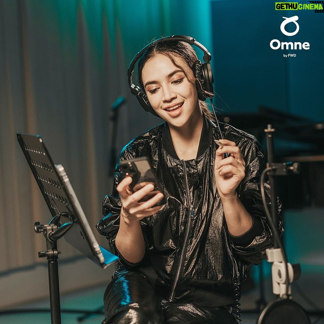 Diana Danielle Instagram - Saturday calls for good music, and Omne's got you covered! π§ Elevate your Weekend vibes with Omne's Inspire Me music playlist. π΅ Let the music guide your weekend adventures! π @omnebyfwd #everydayyourway