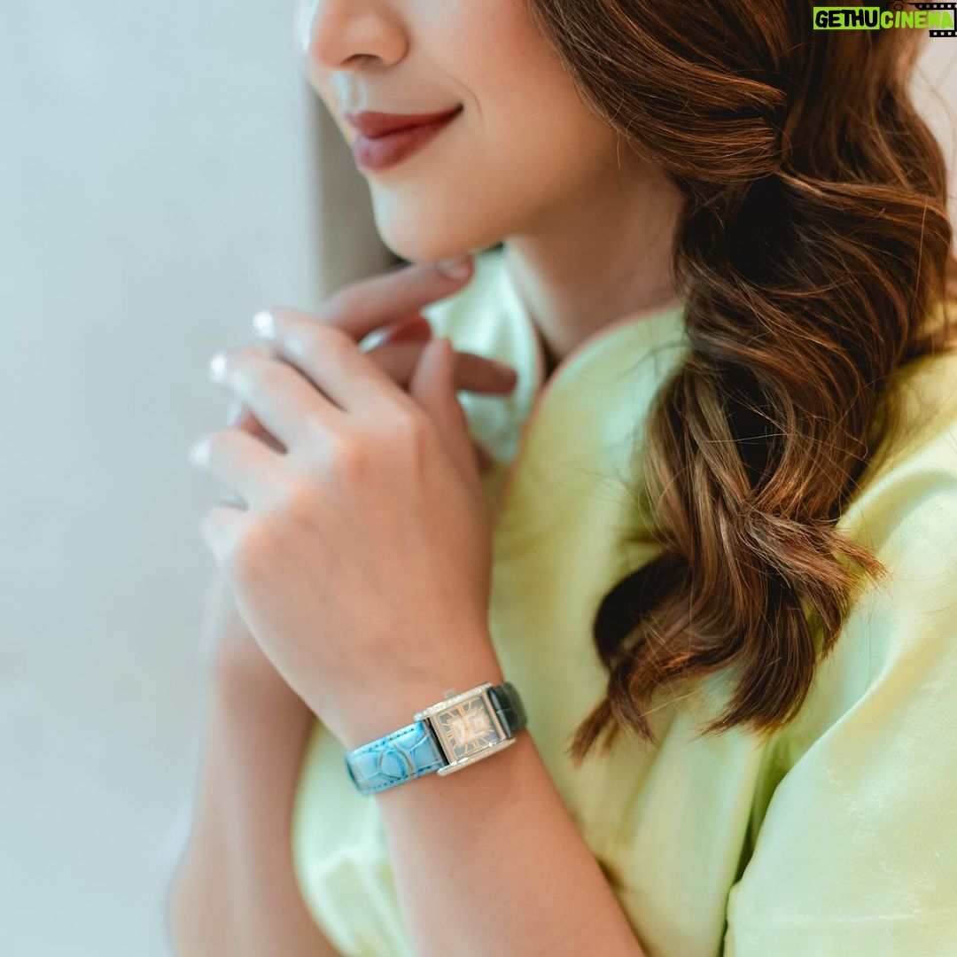 Diana Danielle Instagram - “Too busy” is a myth. I always make time for people and things that are important to me ❤️ #Eleganceisanattitude #MiniDolceVita #LonginesDolceVita #LonginesMalaysia