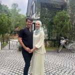 Diana Danielle Instagram - “Takyah la kat perut” 😅 @faridkamilz @naelofar 🤍