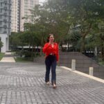 Diana Danielle Instagram - Aku lemah… Nak jugak tibe 🫰🫶