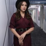 Diana Danielle Instagram - Tangan kedepan motifnya cover perut. Throwback to the night I hosted @meletop, just one of those things you do secara tibeee 🤝