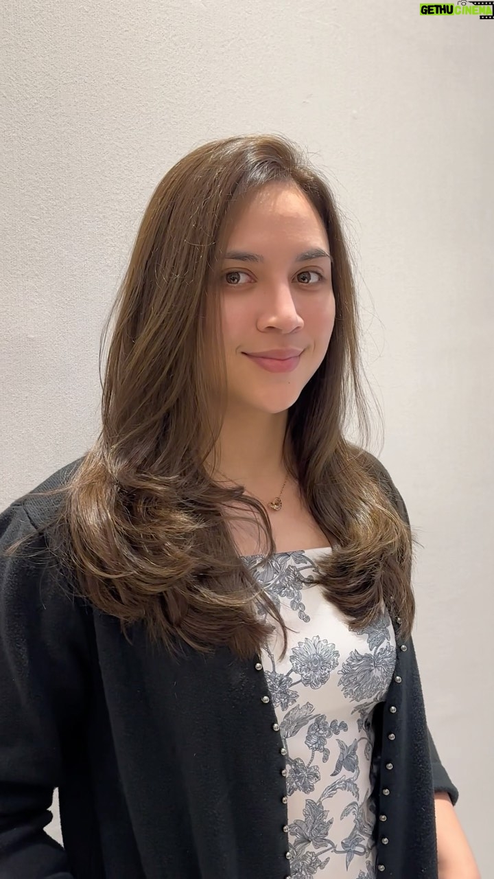 Diana Danielle Instagram - It’s giving✨mineral blue + nutty mocha☕️🌀 #MajiFashion #LAFRENCH Airtouch Balayage by Yang 📍Pavilion KL Branch #mikogalere #airtouch #balayage #mylorealpro #kerastasemy #majigiler #limitless Miko Galere Pavilion