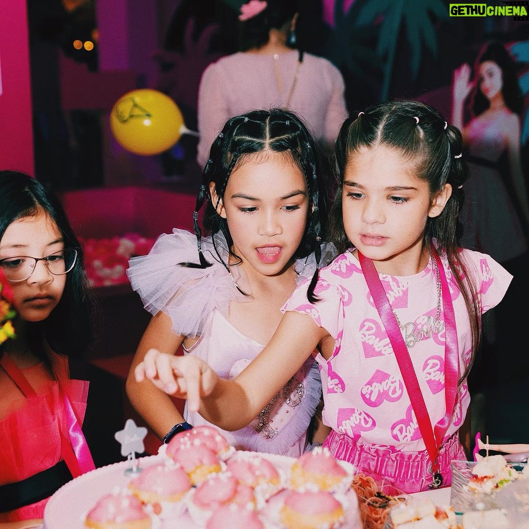 Diana Danielle Instagram - Come on Barbie, let’s go Barbie! A late post but surely an unforgettable and fun afternoon for us at the @barbie premiere, Aurora was so dolled up and ready wearing @lylamod