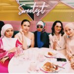 Diana Danielle Instagram - EL&N London officially opened it’s first cafe in Asia right here in Pavilion KL! Had to experience it with my twin baby @nur.auroraaa 😘 @elan_cafe