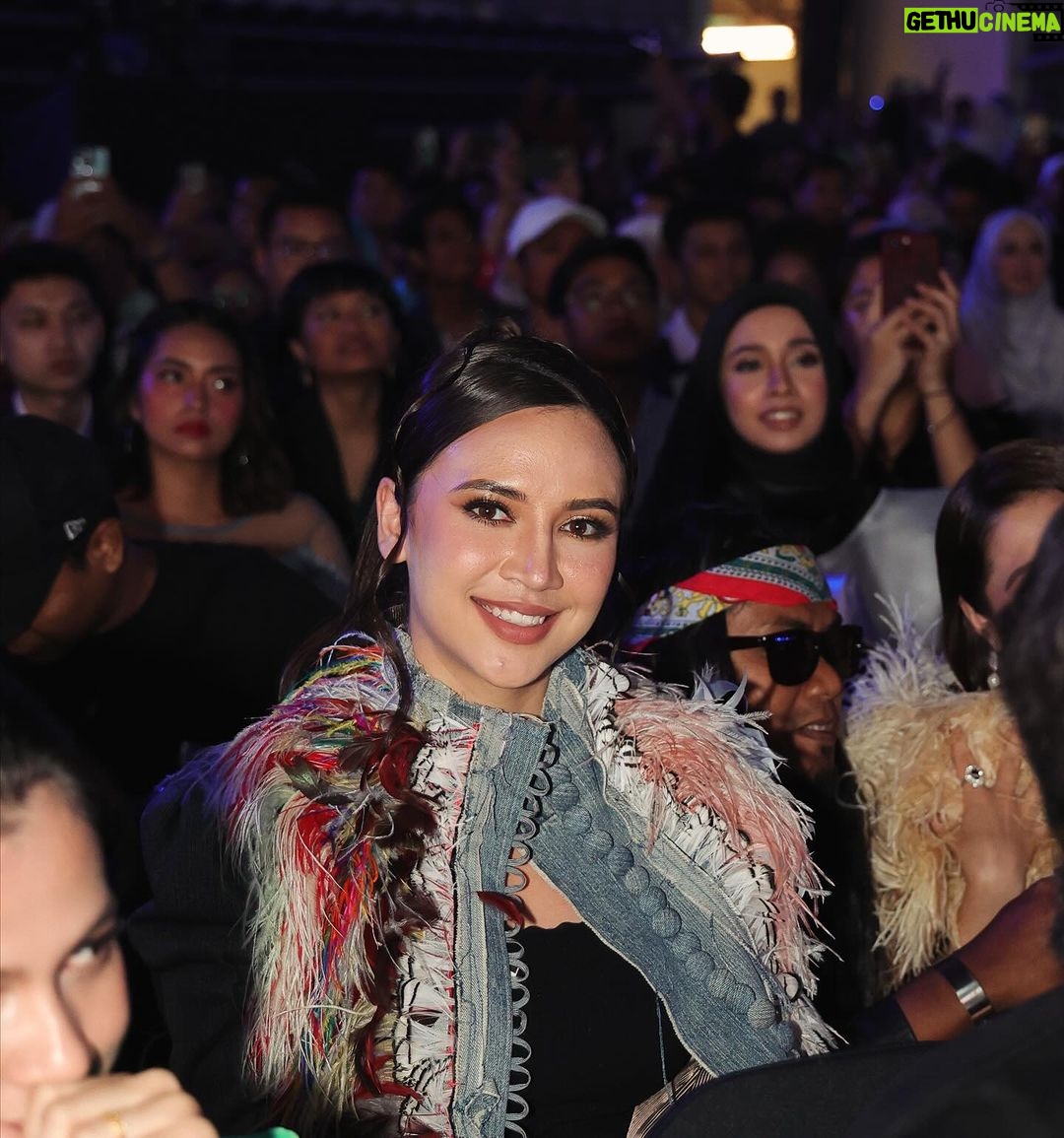 Diana Danielle Instagram - Baru sempat 🦖 #ajl38 Dressed by @melindalooi
