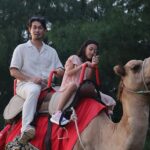 Diana Danielle Instagram - Lah, pergi Bali naik unta? Sungguh random tapi ni aktiviti “luar kotak” yang boleh dicuba when in Bali 🤣🫶 #romantikaastro @cogearproductions