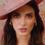 Diana Penty Instagram - Let's celebrate this Women's Day, @dianapenty's way. Begin the journey of channeling your strengths, and taking the spotlight, all while feeling the best with our British Rose bath and body range. Made with natural origin ingredients and rose extract, this range makes sure you're always breaking barriers, claiming the world and blooming in your power. Shop via #linkinbio, in-store, call on +91-7042004412