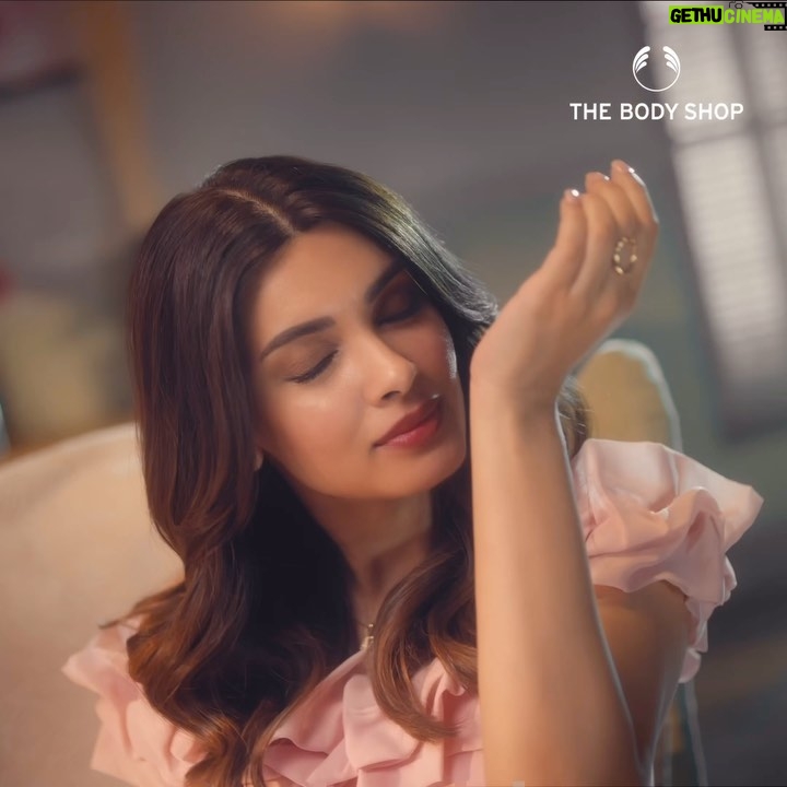 Diana Penty Instagram - Let’s elevate the Season of Love with @thebodyshopindia’s pre-packed British Rose Collection! This Valentine’s, I’ve found the perfect way to pamper my loved ones - The Body Shop’s exquisite pre-packed British Rose Collection! Each carefully curated item in this collection is a treat for the senses, ensuring a truly special experience. Why settle for the ordinary when you can gift the extraordinary? Surprise your special someone with this beautifully packaged collection that speaks volumes about your thoughtfulness and love. Let’s make this season unforgettable! #GiftOfLove #TheBodyShop #BritishRose #SeasonOfLove #DianaPentyApproved #collaboration