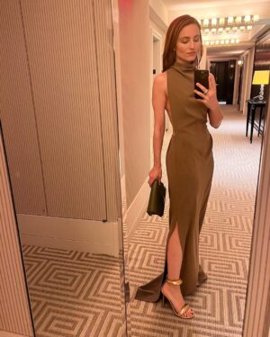 Dianna Agron Instagram - Quick step out to an As They Made Us screening, now heading back to get ready for our last Carlyle show. A wonderful, wild, whirlwind.