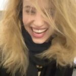 Dianna Agron Instagram - Best part of de-wigging is being in the chair with these wonderful ladies. Six days straight this week and now...we rest. @thelaureatemovie