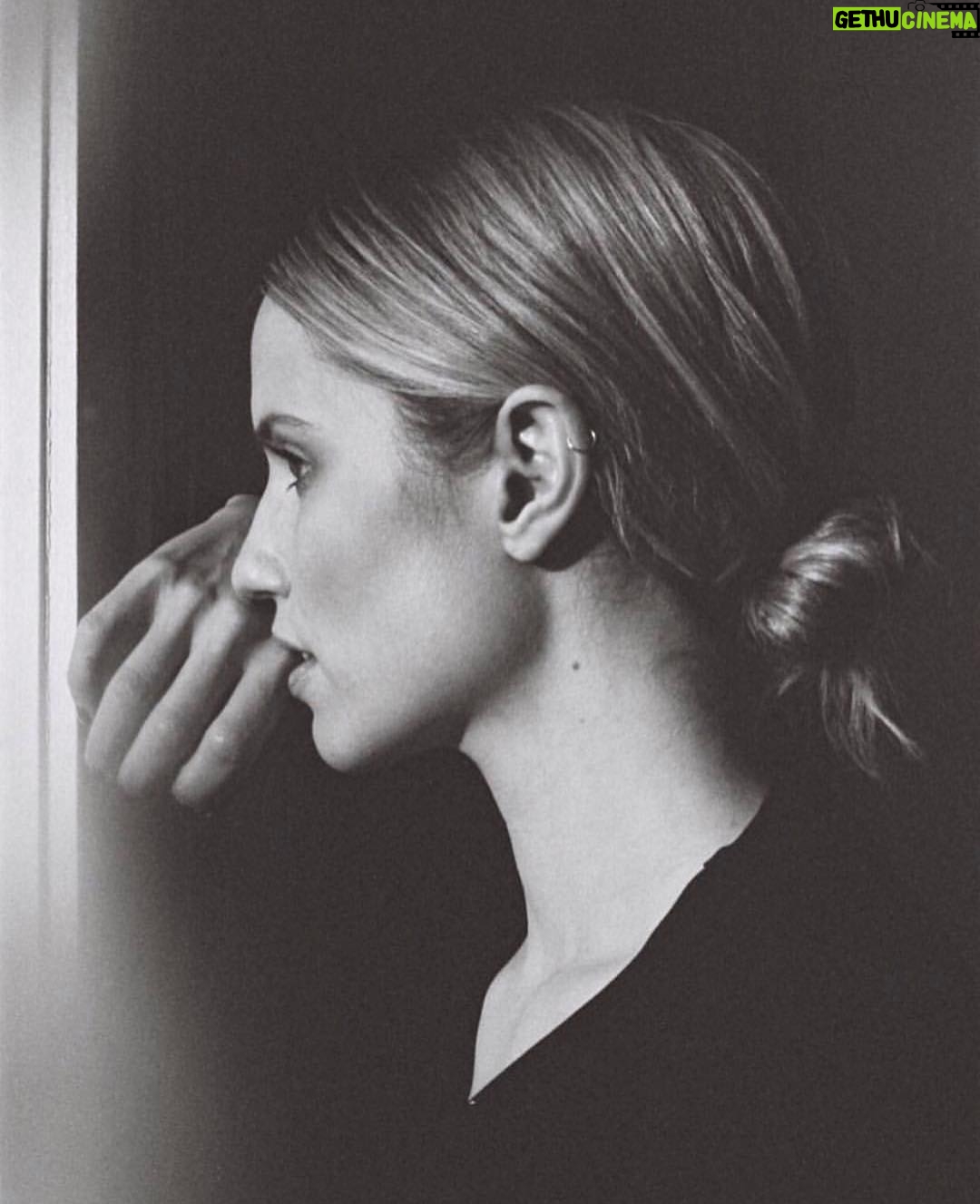 Dianna Agron Instagram - Twelve days, seven countries and pockets full of stories. Some have made it to paper, others sewn into song. 💜 @alonshastel