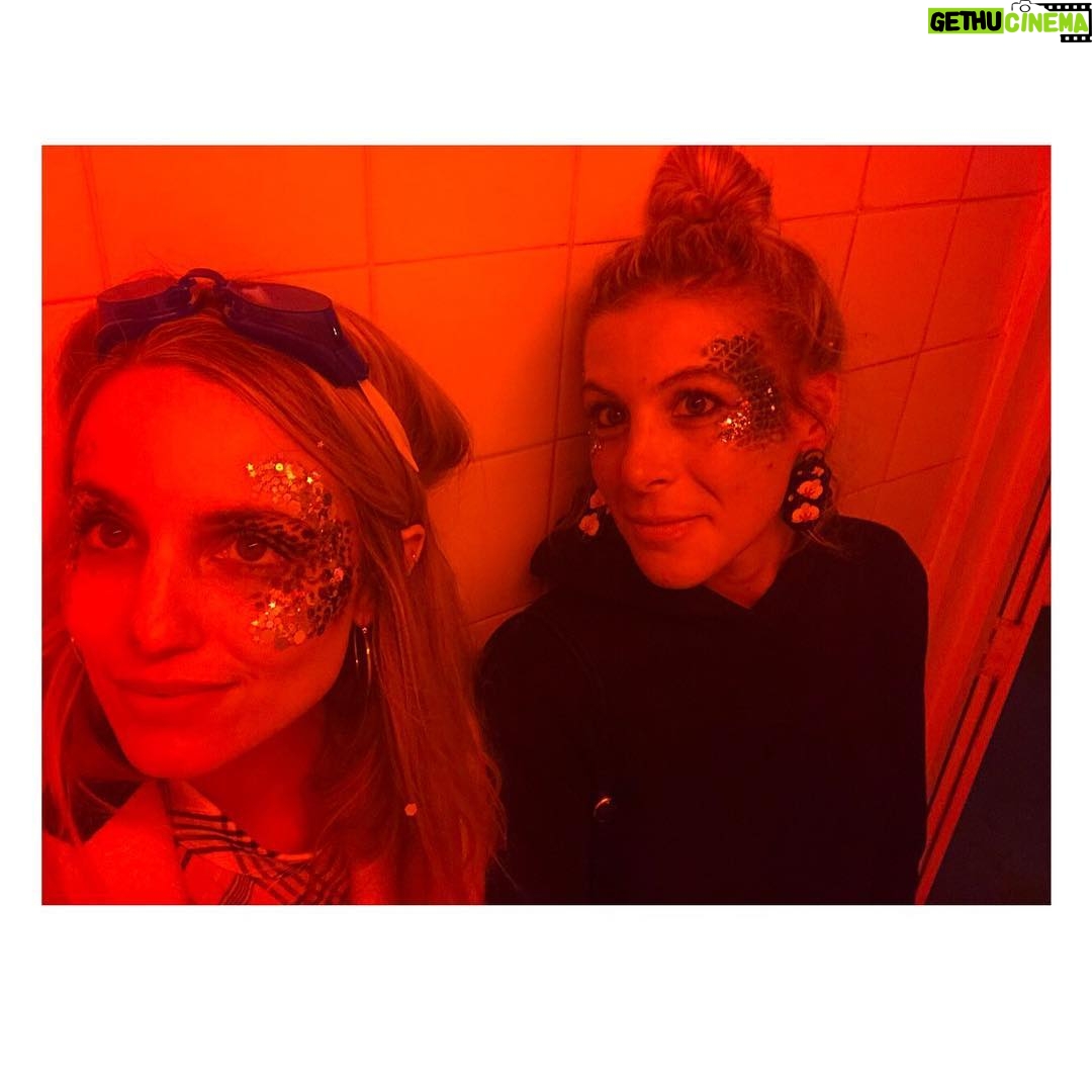 Dianna Agron Instagram - Birthday to birthday, year to year...loving this Molly...💥💥💥💥