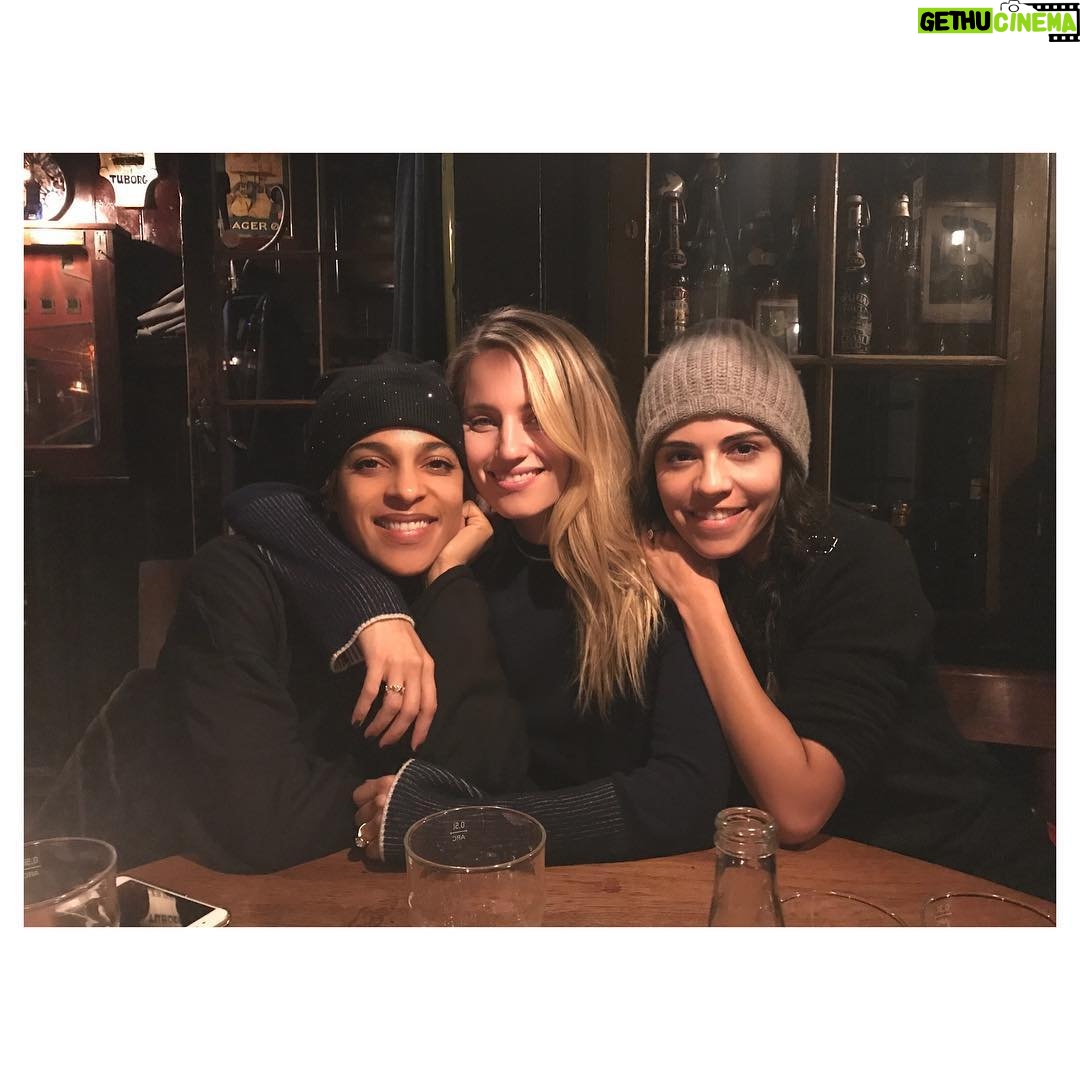 Dianna Agron Instagram - Midnight meeting, ships passing in the night. Copenhagen, Denmark