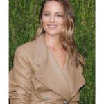 Dianna Agron Instagram - Get a woman’s take. Proud to support women making films and the 8th annual Through Her Lens: The Tribeca CHANEL Women’s Filmmaker Program. #ThroughHerLens #Tribeca #CHANELinCinema