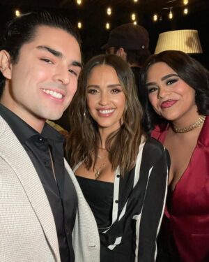 Diego Tinoco Instagram - Qué honor representar a los latinos al lado de estas leyendas, en una industria en la que hay tan pocos de nosotros. Estamos aquí para crear un impacto, hacer un cambio, hacernos sentir orgullosos de nuestra cultura y dejar un legado que valga la pena recordar. 👊🏽🇲🇽🇪🇨❤️‍🔥