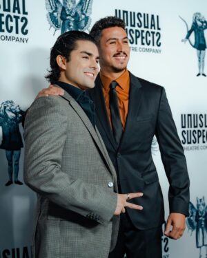 Diego Tinoco Instagram - Qué honor representar a los latinos al lado de estas leyendas, en una industria en la que hay tan pocos de nosotros. Estamos aquí para crear un impacto, hacer un cambio, hacernos sentir orgullosos de nuestra cultura y dejar un legado que valga la pena recordar. 👊🏽🇲🇽🇪🇨❤️‍🔥