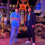Diego Tinoco Instagram – “Hijo, nos puedes llevar a los estudios universales plz?” 🥺❤️ Gracias por la aventura @horrornights @raul_bllamas 👻 Los Angeles, California