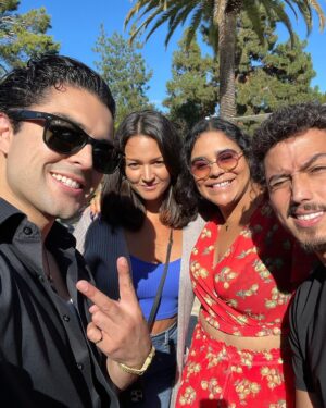 Diego Tinoco Instagram - Labor Day reunion con la familia! 👊🏽 Y’all think the last slide looks like me? 😂