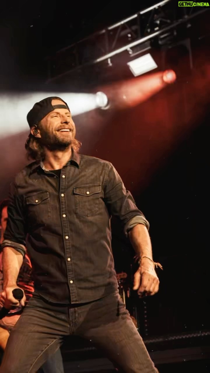 Dierks Bentley Instagram - #GravelAndGold Tour