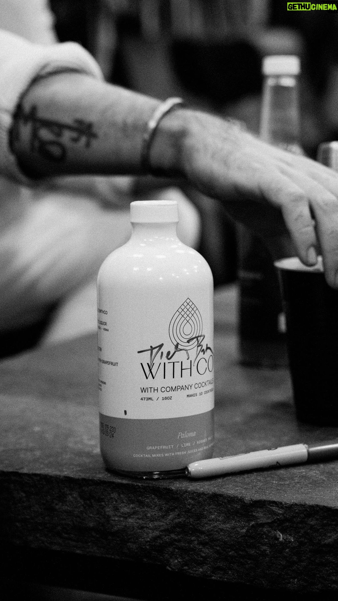 Dierks Bentley Instagram - RED ROCKS : September 6, 2023 This show may have wrapped up the Gravel and Gold tour but it’s just the beginning of a new chapter for @withcococktails and @dierksbentley Video : @tylerpcreative Red Rocks Park and Amphitheatre