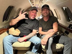 Dierks Bentley Instagram - Had the honor of having @therealtracylawrence out with us on the #GravelAndGold tour yesterday, appreciate you coming out!! The goat! What a night.